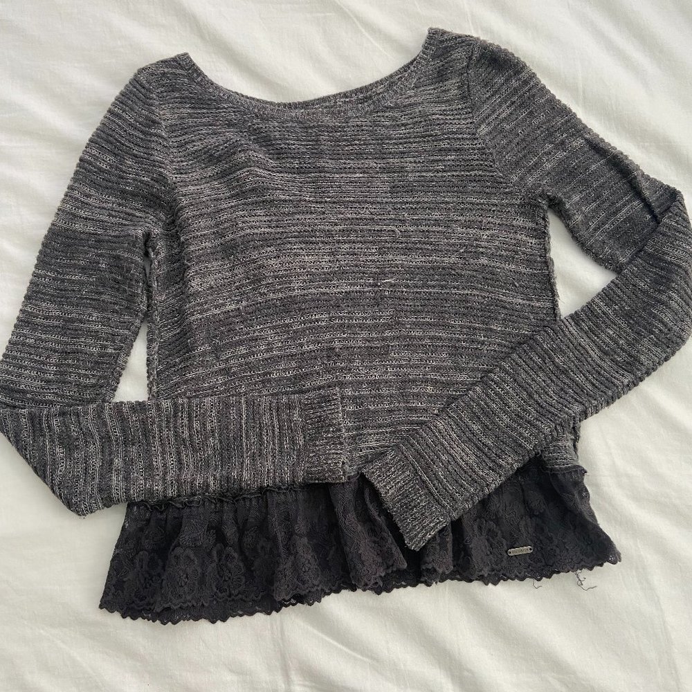 Hollister Long Sleeve Sweater